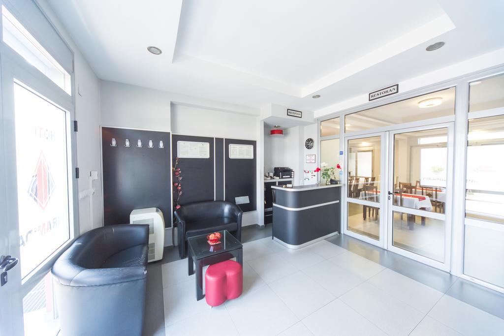 Hotel Piramida Podgorica Extérieur photo